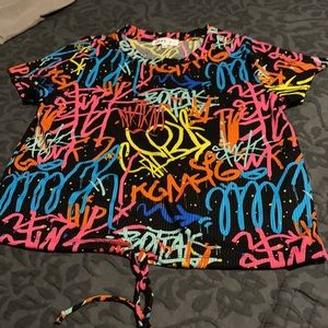 NWOT GRAFFITI TOP